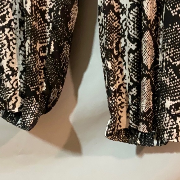 Gorgeous Snake Print Joggers. Excellent, like new! Silky and comfy. Large - Picture 5 of 6